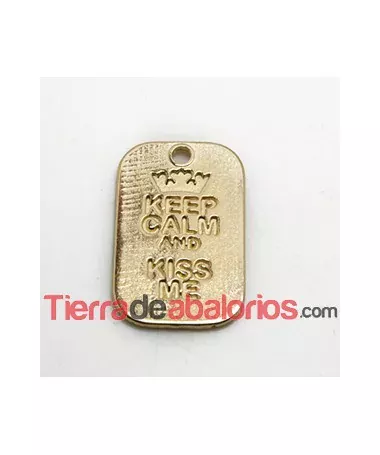 Colgante Keep Calm And Kiss Me 40x25mm, Dorado