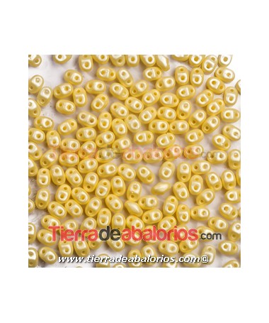 Matubo Minidúo 2x4mm Pastel Yellow Pearl