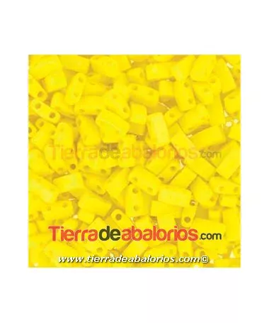 Miyuki Half-Tila 5x2,3mm Opaque Yellow AB Mate