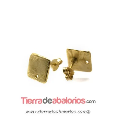 Pendiente Cuadrado Tallado 11x11mm, Dorado Mate