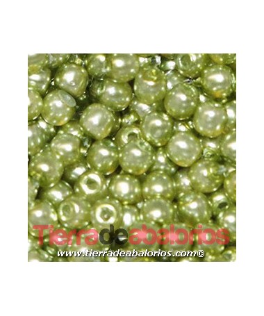 Perla de Cristal Checo 4mm, Verde Olivine