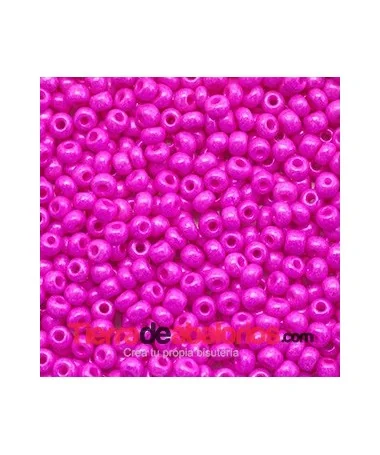 Rocalla 6/0 Fucsia Opaco Rocalla 6/0 Fucsia Opaco