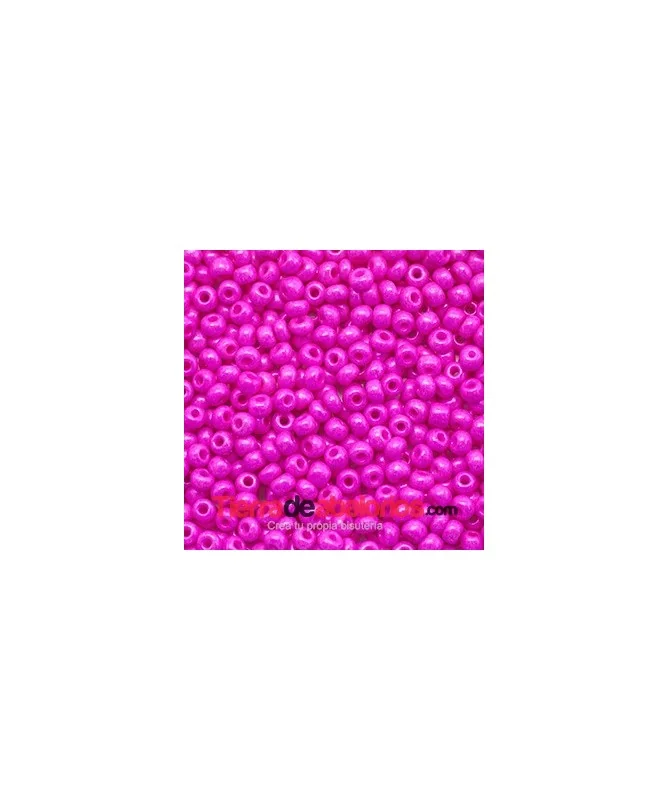Rocalla 6/0 Fucsia Opaco Rocalla 6/0 Fucsia Opaco