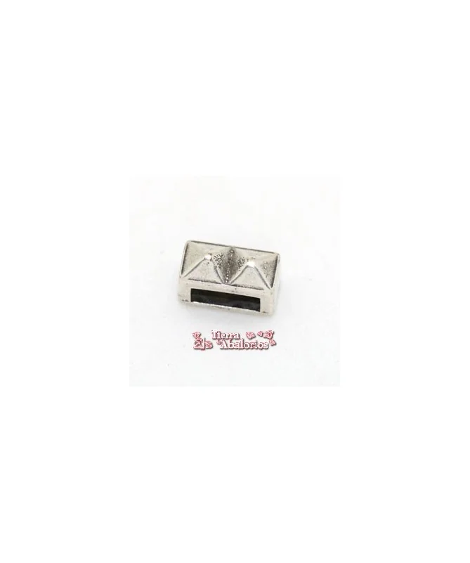 Pasador Piramides 9x6mm Agujero 6x3mm, Plateado