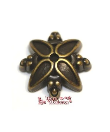 Casquilla 4 Gotas 16mm, Oro Viejo Casquilla 4 Gotas 16mm, Oro Viejo