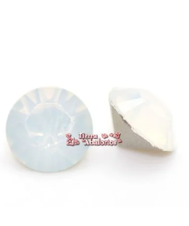 Xirius Chatón Swarovski PP19 White Opal Xirius Chatón Swarovski PP19 White Opal