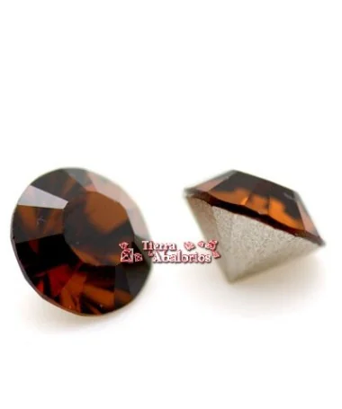 Xirius Chatón Swarovski SS39, Smoked Topaz Xirius Chatón Swarovski SS39, Smoked Topaz