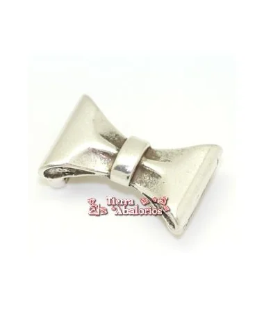Pasador Lazo 28x18mm Agujero 13x3mm, Plateado