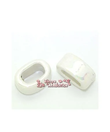 Ceramica para Regaliz 18x12mm, Agujero 11x7mm Blanco - Tierra de Abalorios