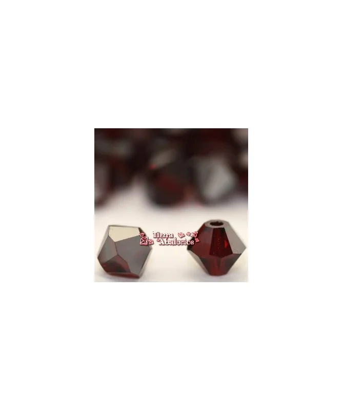 Tupi Swarovski 4mm, Siam Satin