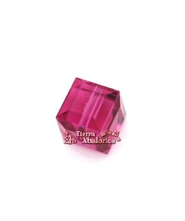 Cubo Swarovski 4mm, Fucsia Cubo Swarovski 4mm, Fucsia