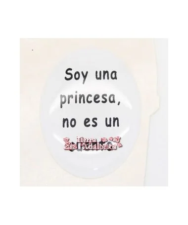 Adhesivo Oval 39x27mm Soy una princesa, no es cuento