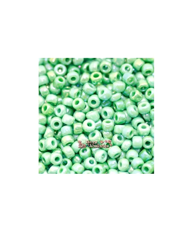 Rocalla Matsuno 12/0 Verde Claro Irisado Rocalla Matsuno 12/0 Verde Claro Irisado