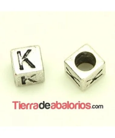Entrepieza Cubo Letra K 7x7mm, Agujero 4,6mm, Plateado