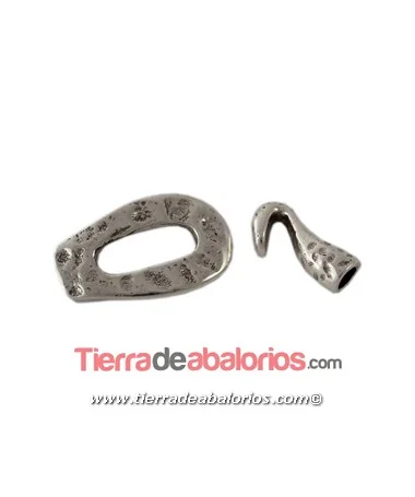 Cierre Oval Martillado con Gancho de 40x25mm, Plateado