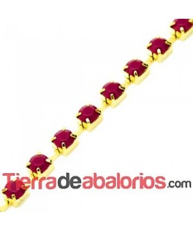 Cadena Dorada con Cabujón Acrílico SS28 Berenjena Mate Cadena Dorada con Cabujón Acrílico SS28 Berenjena Mate