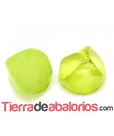 Resina Cabujón Redondo Irregular 8mm, Verde Pistacho