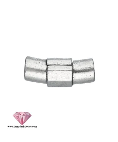 Cierre Tubo Curvado con Imán 22x9mm Agujero 5mm Cierre Tubo Curvado con Imán 22x9mm Agujero 5mm, Plateado